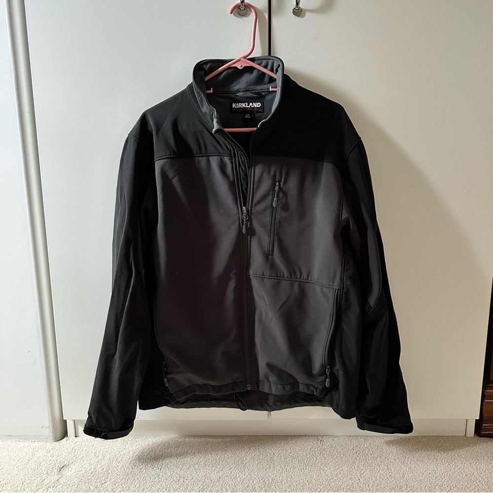 Kirkland Signature Men's Black and Grey Jacket Size L